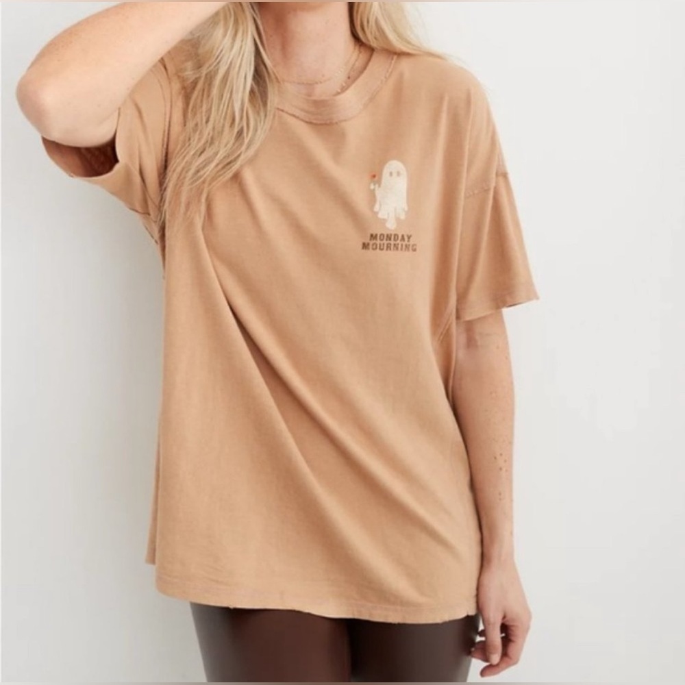 Sz US XS aerie oversized graphic boyfriend Tan Graphic T-Shirt Halloween